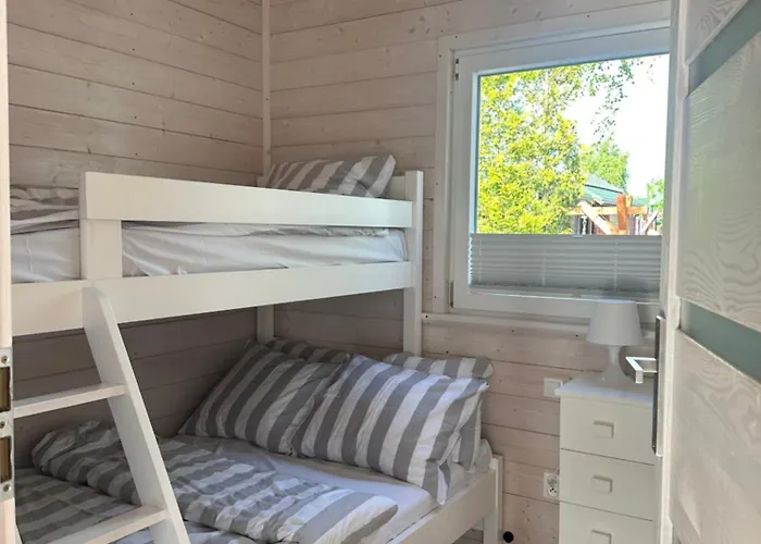 Semesterbostad Summer Camp Sarbinowo